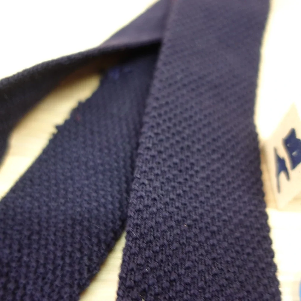 Vintage 60s Skinny Neck Tie Mens Navy Blue Wool Knit Flat Square End Rockabilly